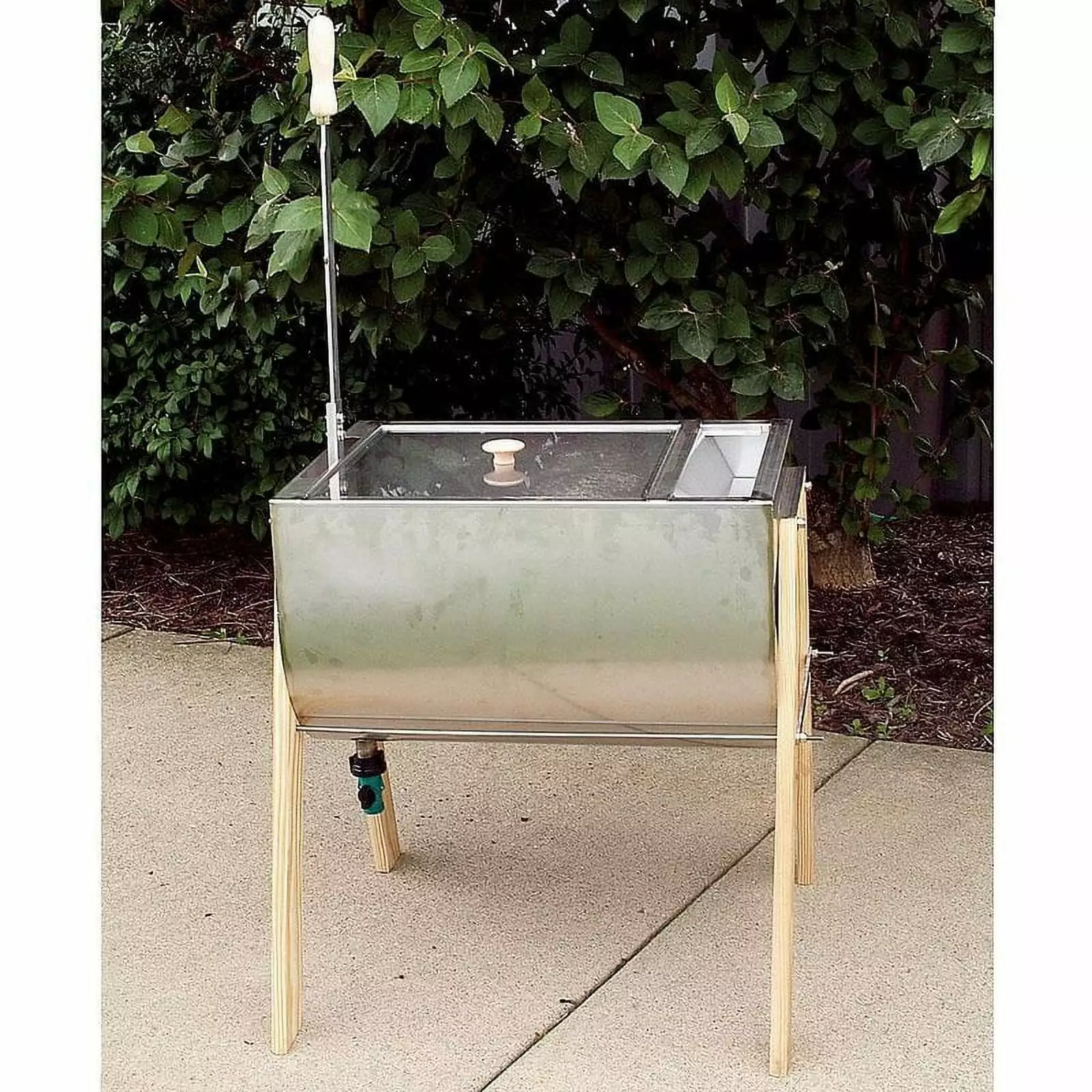 Lehman's Own Laundry Agitator Hand Washer Tub with Wooden Legs