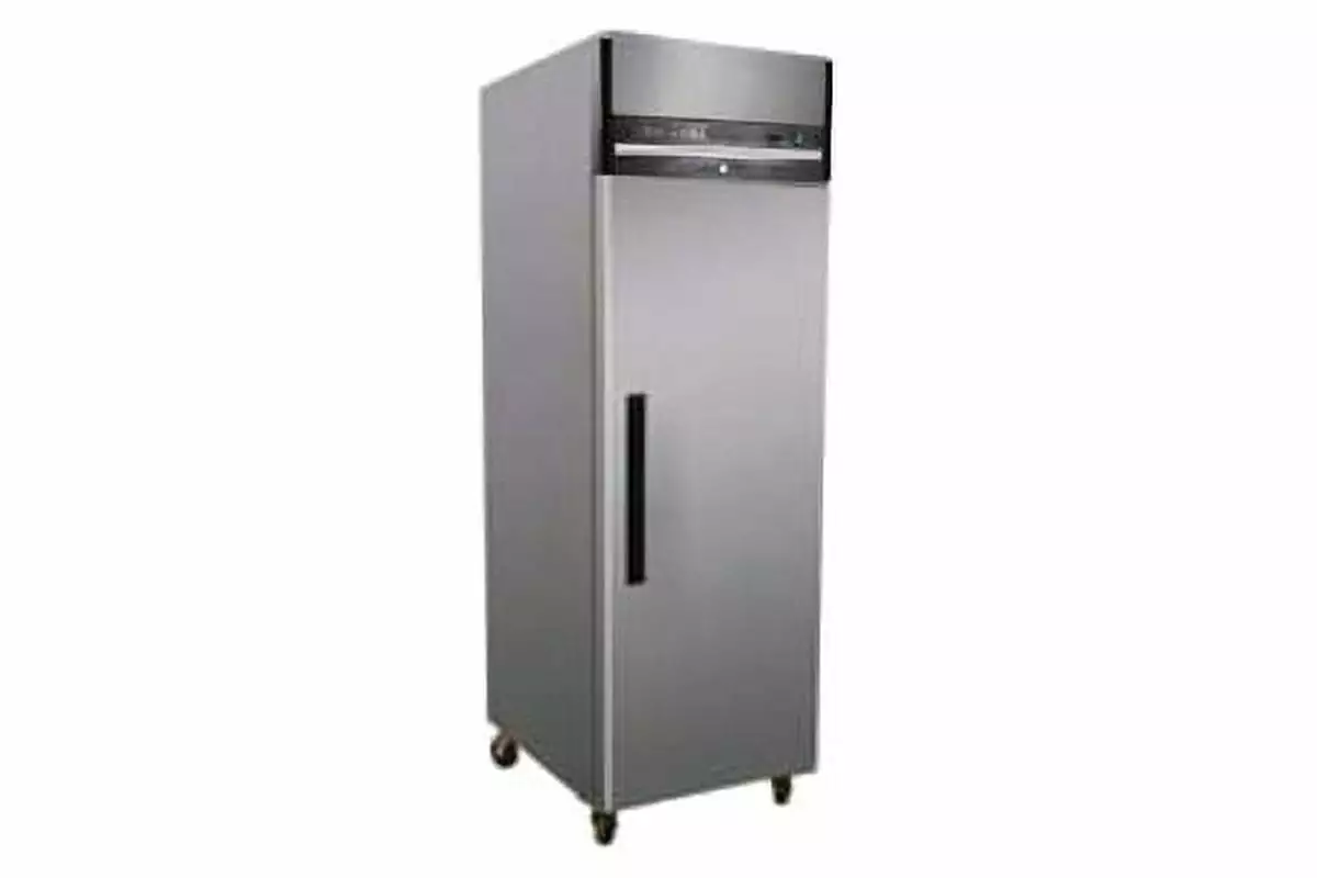 Maxximum 23 CFT Reach-In Refrigerator X-Series MXCR23FD